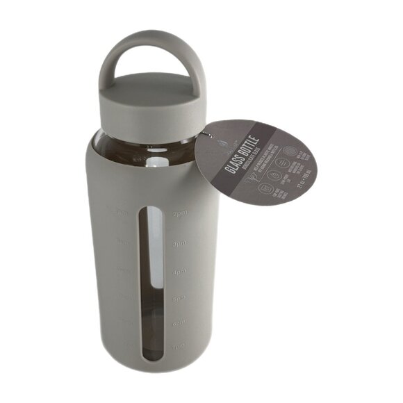 27 oz Manna Borosilicate Glass Water Bottle with Silicone Sleeve, NWT Light Grey - Picture 1 of 8